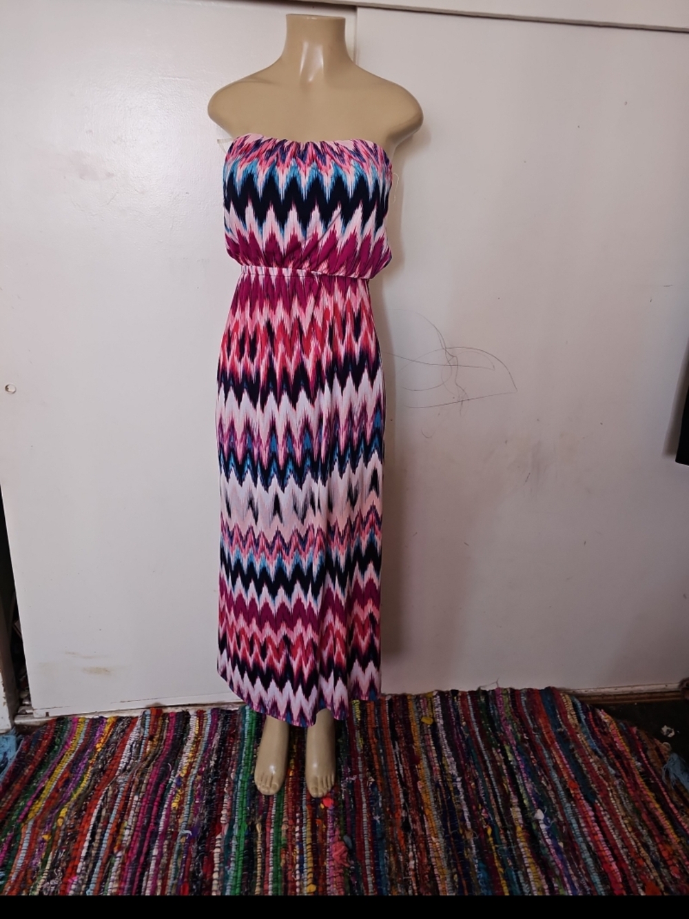 Trixxi Strapless Chevron Maxi Dress in Pink, Navy & White